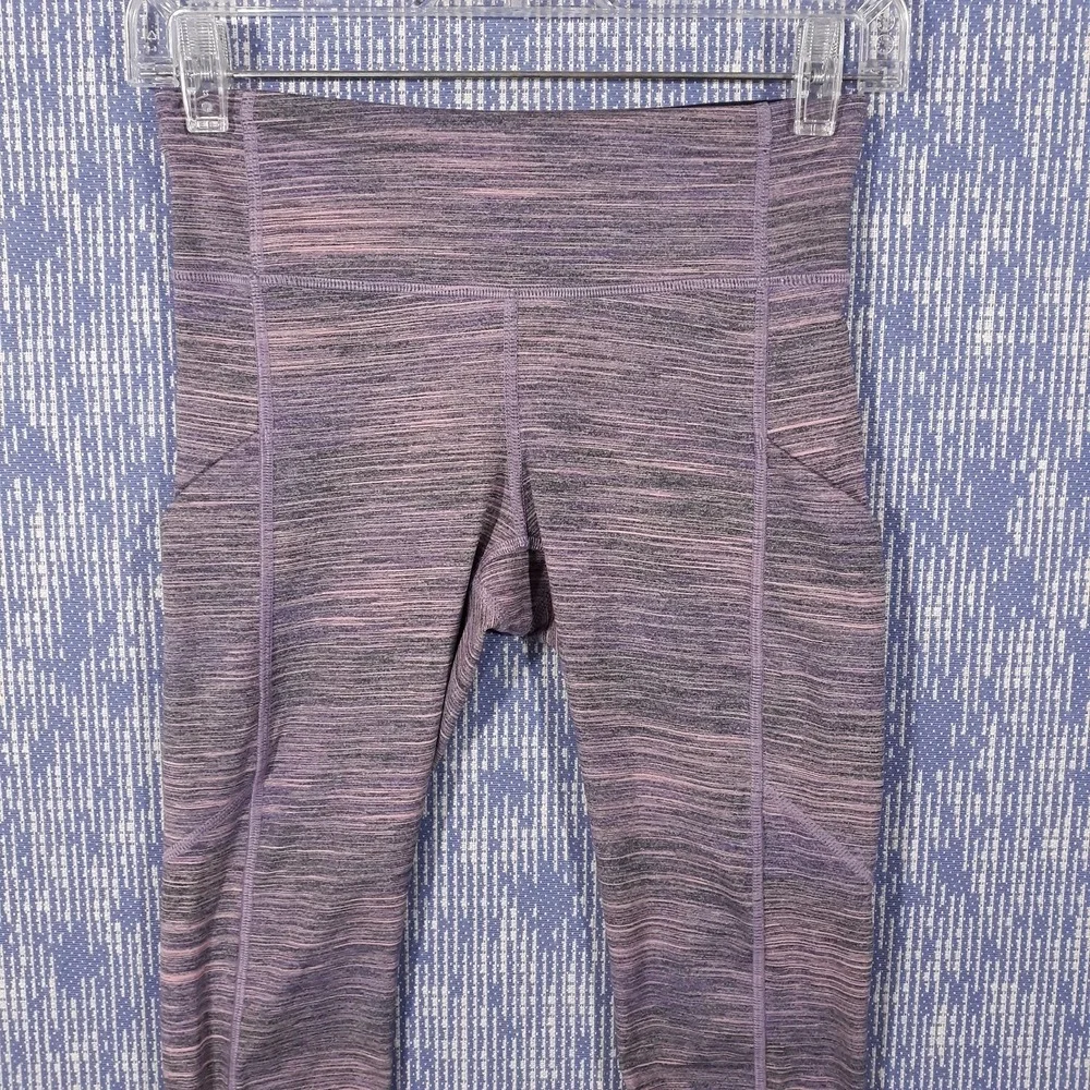 Lululemon Leggings Womens Size 4 26 x 28 Gym Workout Yoga Purple Pink